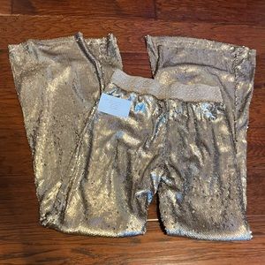 ❤️‍🔥✌🏼SEQUIN BELL BOTTOMS!!